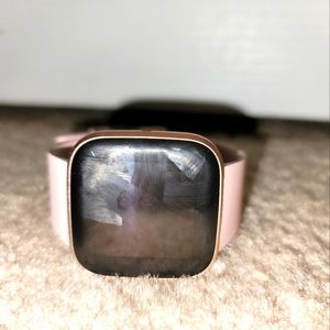Fitbit Versa 2